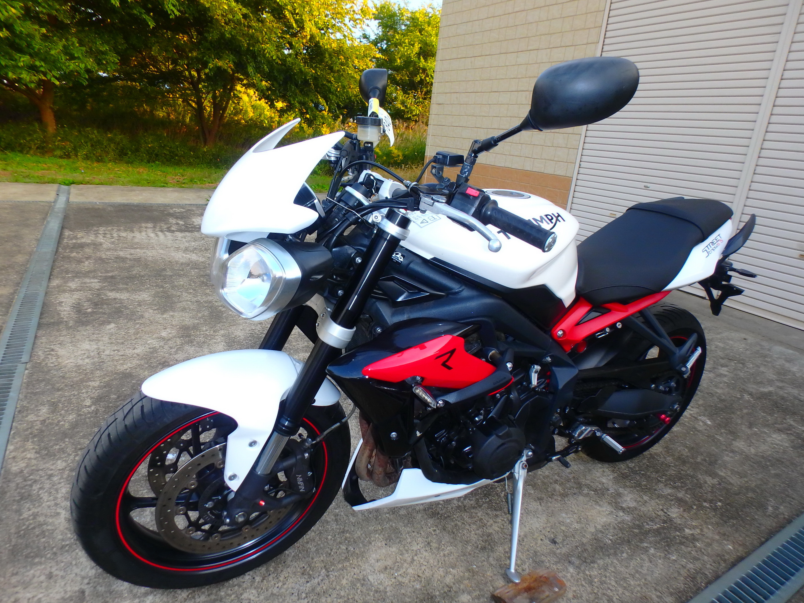 Купить мотоцикл Triumph Street Triple 675R 2015 фото 13