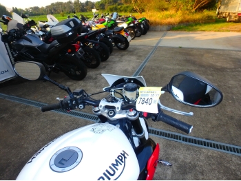 Заказать из Японии мотоцикл Triumph Street Triple 675R 2015 фото 21