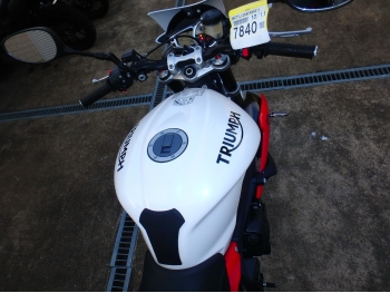 Заказать из Японии мотоцикл Triumph Street Triple 675R 2015 фото 22