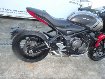 Заказать из Японии мотоцикл Triumph Trident 660 2021 фото 17
