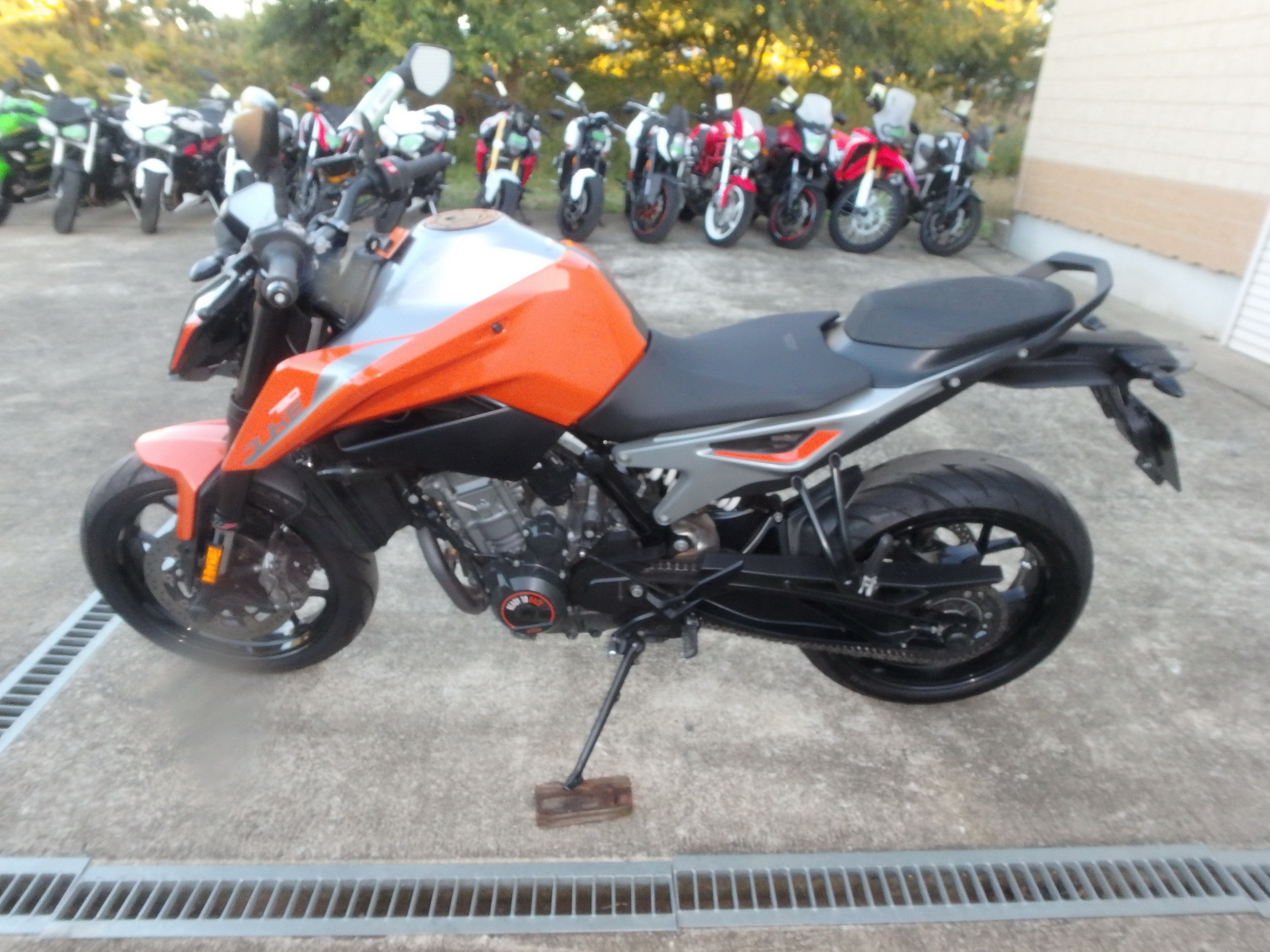 Купить мотоцикл KTM 790 Duke 2018 фото 12