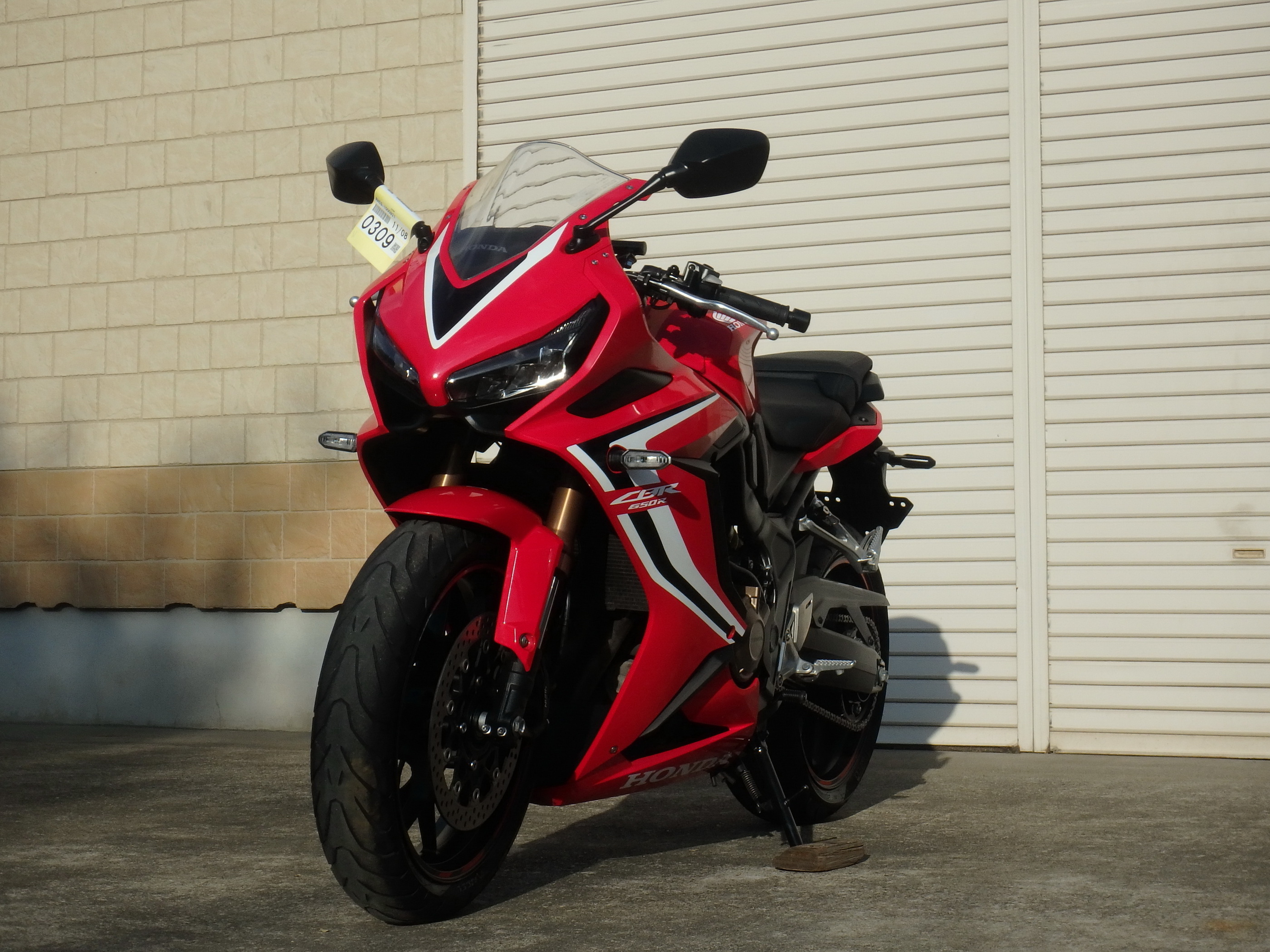 Купить мотоцикл Honda CBR650R 2021 фото 13