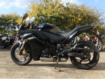     Honda CBR600F 2011  12