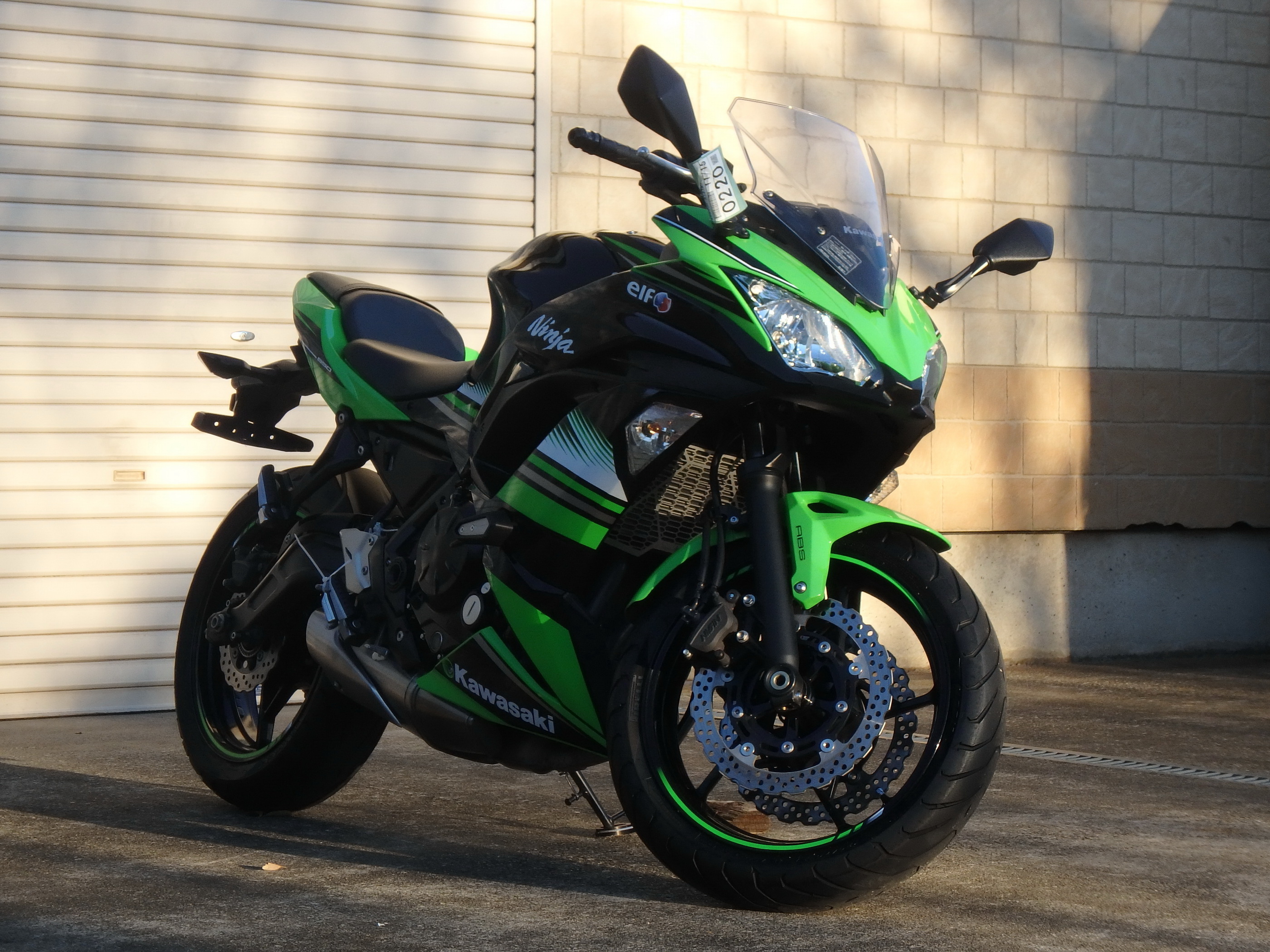 Купить мотоцикл Kawasaki Ninja650A 2017 фото 6