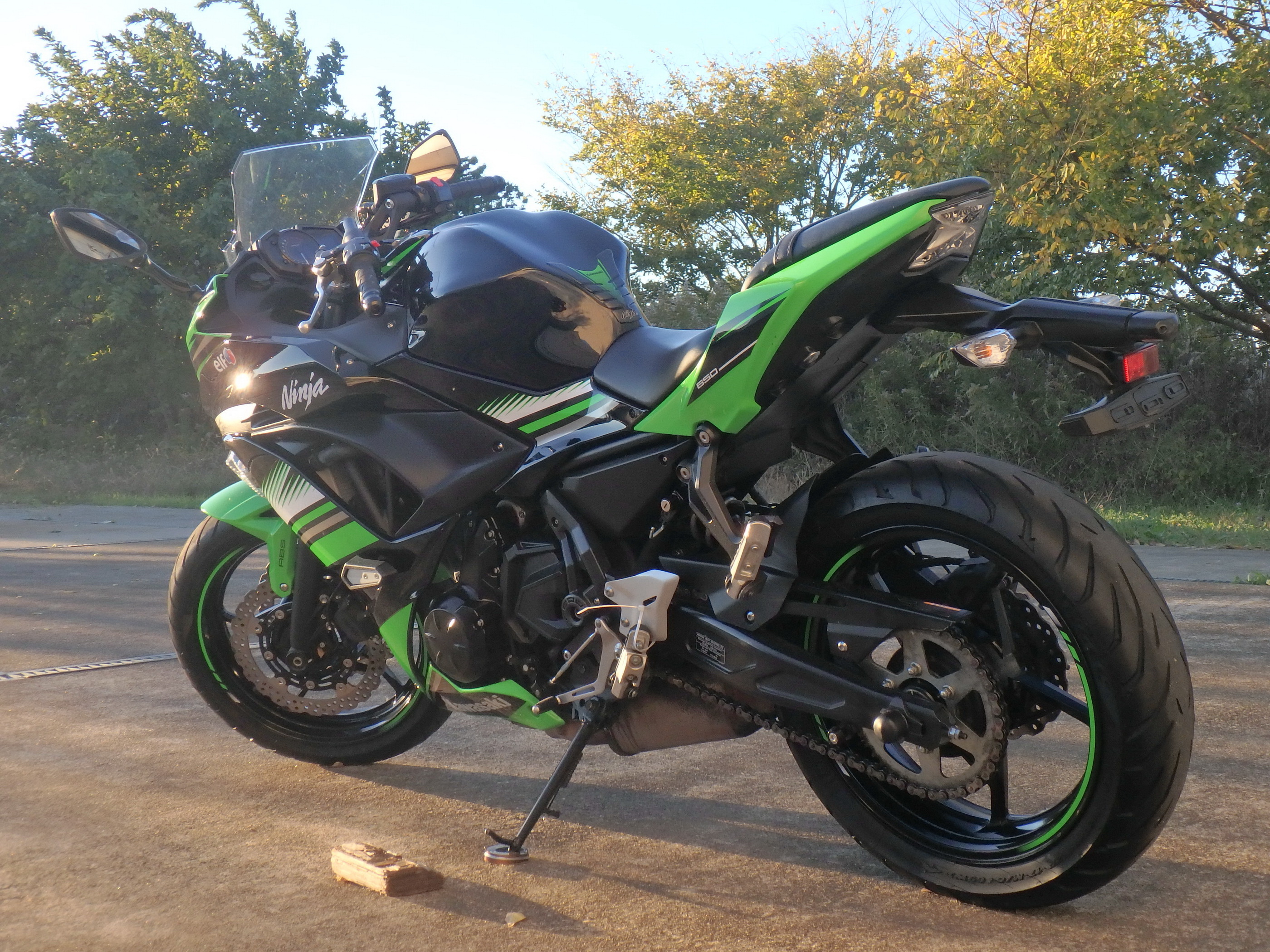 Купить мотоцикл Kawasaki Ninja650A 2017 фото 10