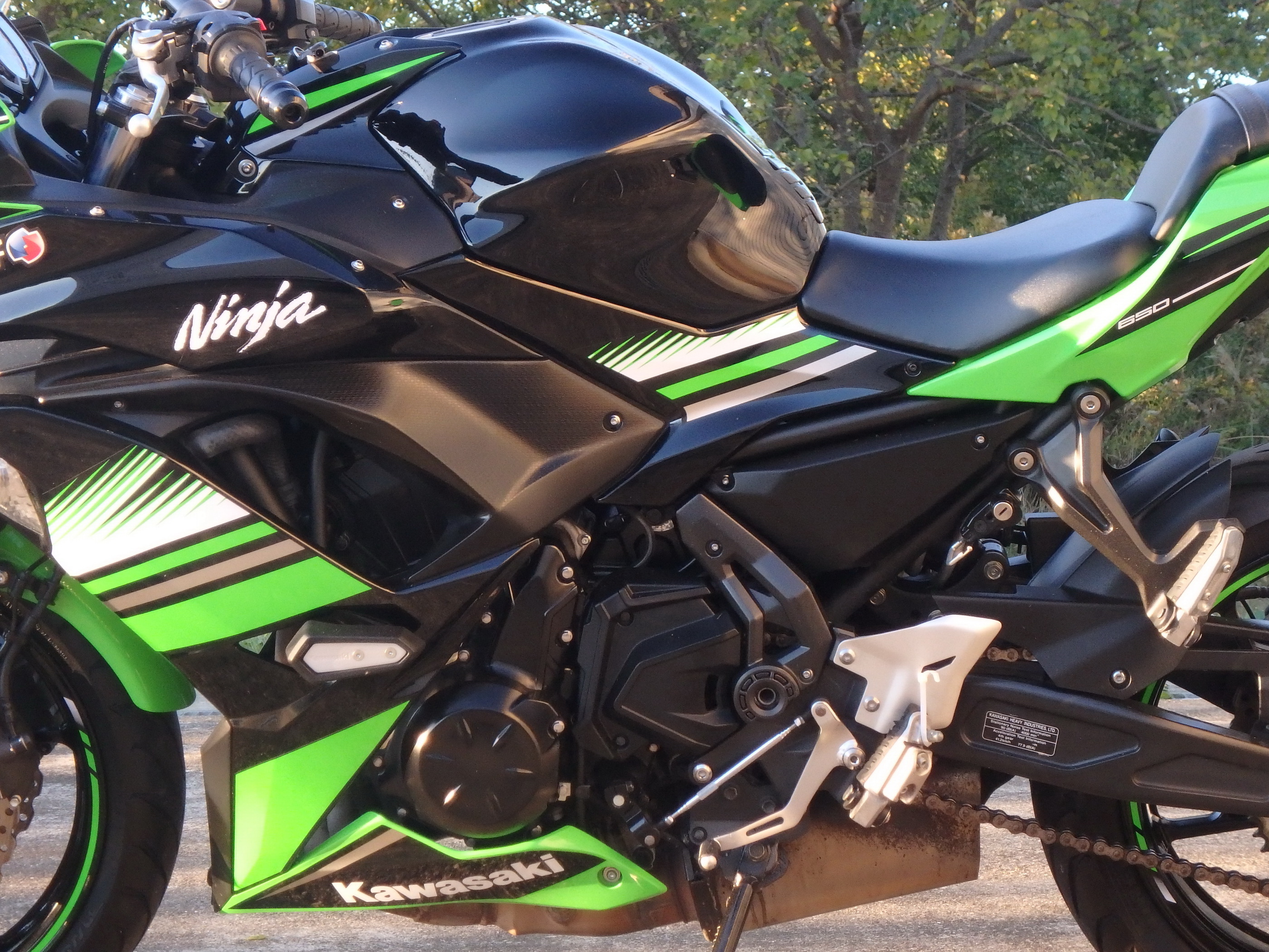 Купить мотоцикл Kawasaki Ninja650A 2017 фото 14