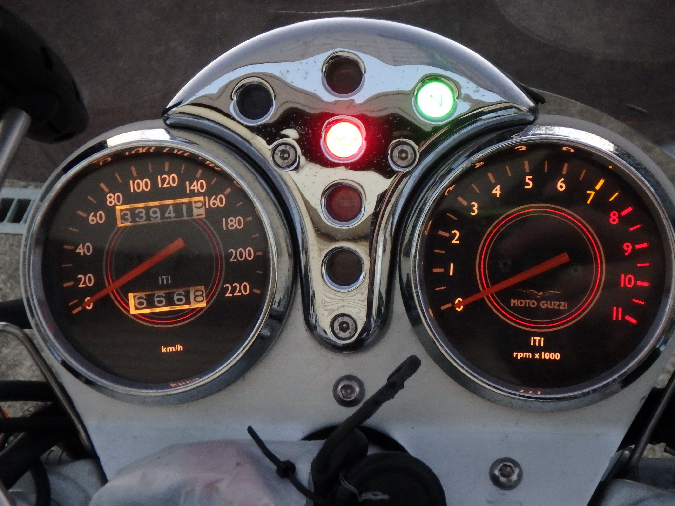 Купить мотоцикл Moto Guzzi California1100 2002 фото 20