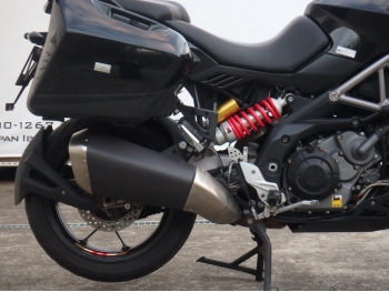     Aprilia Caponord1200 2015  17