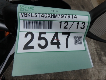     KTM 690 SMC R 2017  4