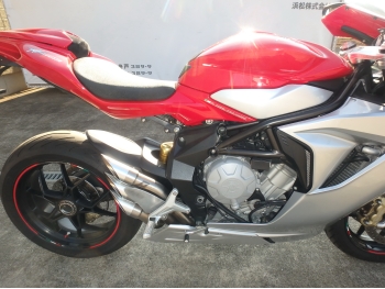     MV Agusta F3 800 2013  18