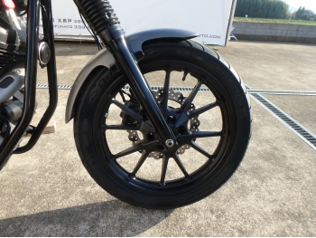     Yamaha XV950 Bolt ABS 2015  19
