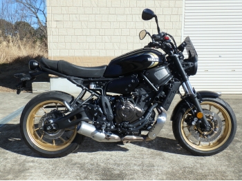     Yamaha XSR700-2 2022  3