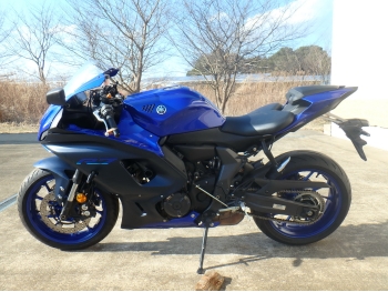     Yamaha YZF-R7 2022  11