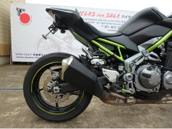     Kawasaki Z900-2 2019  17