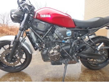     Yamaha XSR700 2017  15