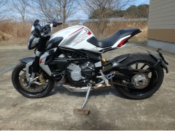 Заказать из Японии мотоцикл MV Agusta Brutale 800 Dragster 2014 фото 12