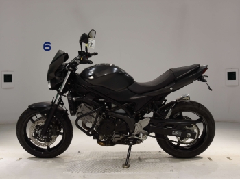     Suzuki SV650 2016  1