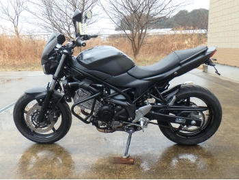     Suzuki SV650 2016  10