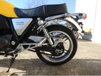     Honda CB1100A 2010  16