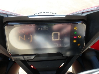     Honda CBR650R 2019  20