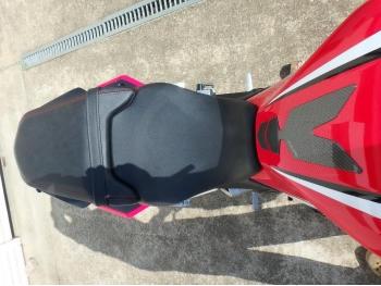     Honda CBR650R 2019  23