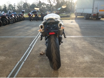 Заказать из Японии мотоцикл Triumph Speed Triple R 2015 фото 10