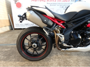 Заказать из Японии мотоцикл Triumph Speed Triple R 2015 фото 17