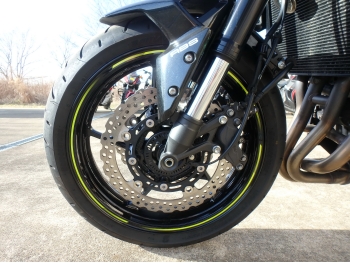     Kawasaki Z900-2 2019  14