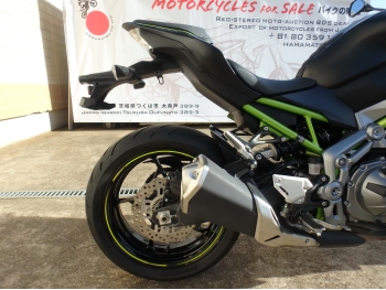     Kawasaki Z900-2 2019  17