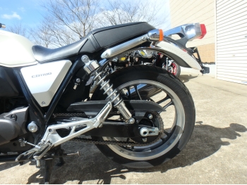     Honda CB1100A 2010  16