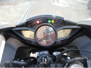     Honda VFR1200F 2011  20