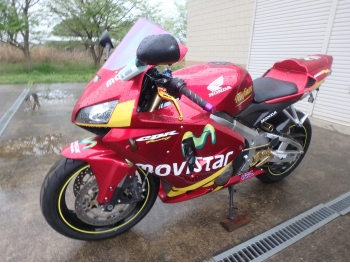     Honda CBR600RR 2006  12