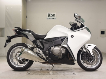 Заказать из Японии мотоцикл Honda VFR1200F (170лс) 2010 фото 2