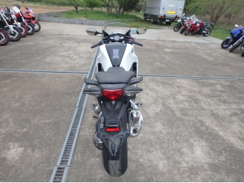     Honda VFR1200F (170) 2010  9