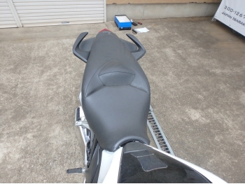     Honda VFR1200F (170) 2010  22