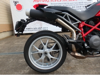     Ducati Hypermotards796 2010  17