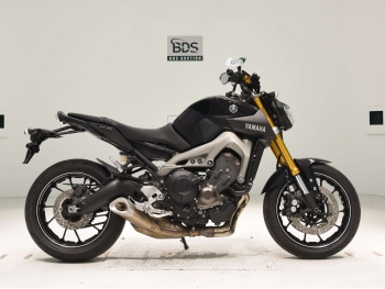     Yamaha MT-09 FZ-09 2014  2