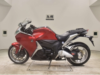 Заказать из Японии мотоцикл Honda VFR1200FD 2010 фото 1