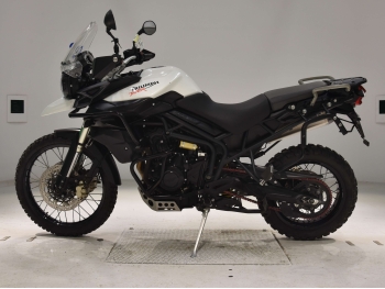     Triumph Tiger800XC 2013  1