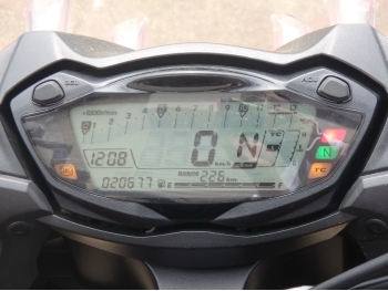     Suzuki GSX-S1000F 2016  19