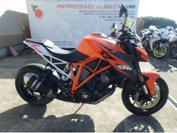     KTM 1290 Super Duke R 2015  8