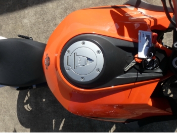     KTM 1290 Super Duke R 2015  21