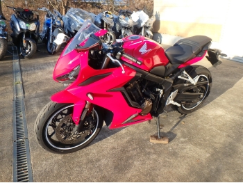     Honda CBR650R 2019  13