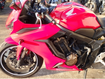    Honda CBR650R 2019  15