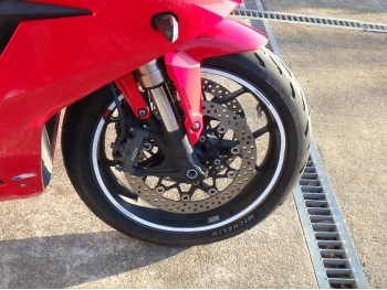     Honda CBR650R 2019  19