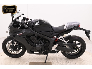     Honda CBR650R 2024  1