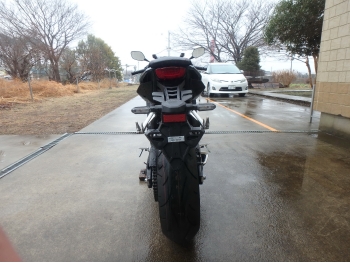     Honda CBR650R 2024  9
