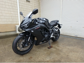     Honda CBR650R 2024  12