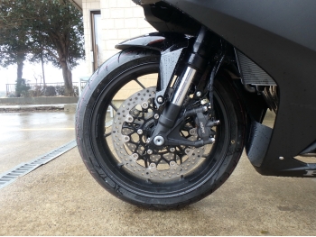    Honda CBR650R 2024  13