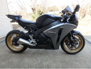 Заказать из Японии мотоцикл Honda CBR1000RR-2A 2009 фото 3